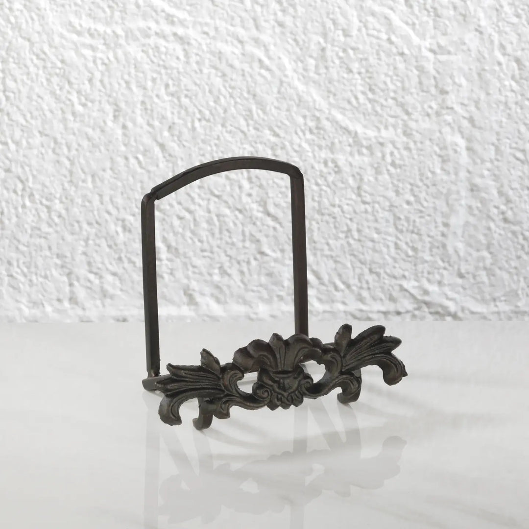 Cast Iron Motif Stand