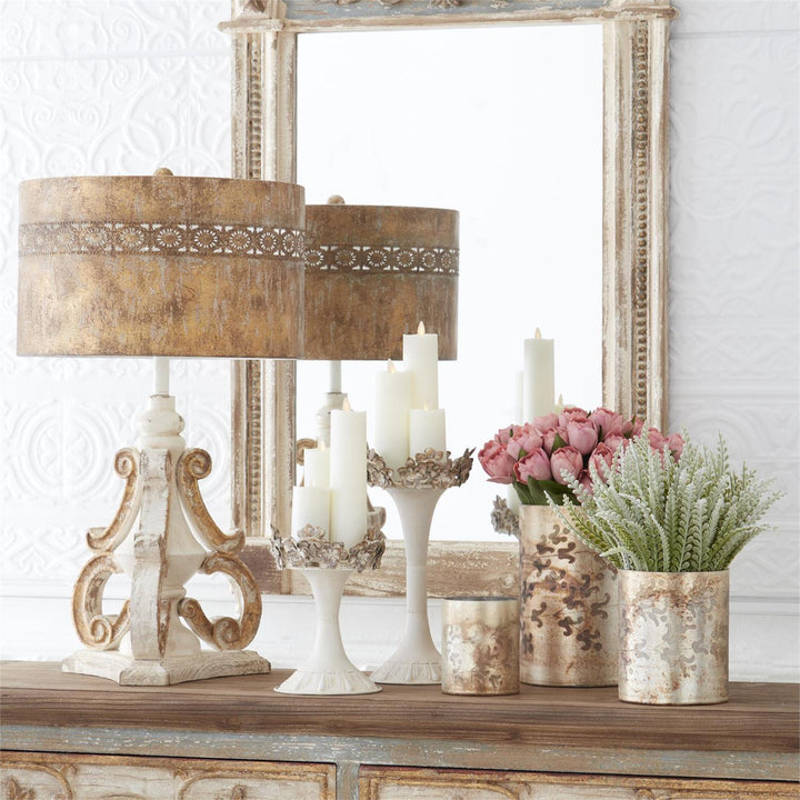 Floral Edge Pillar Holder