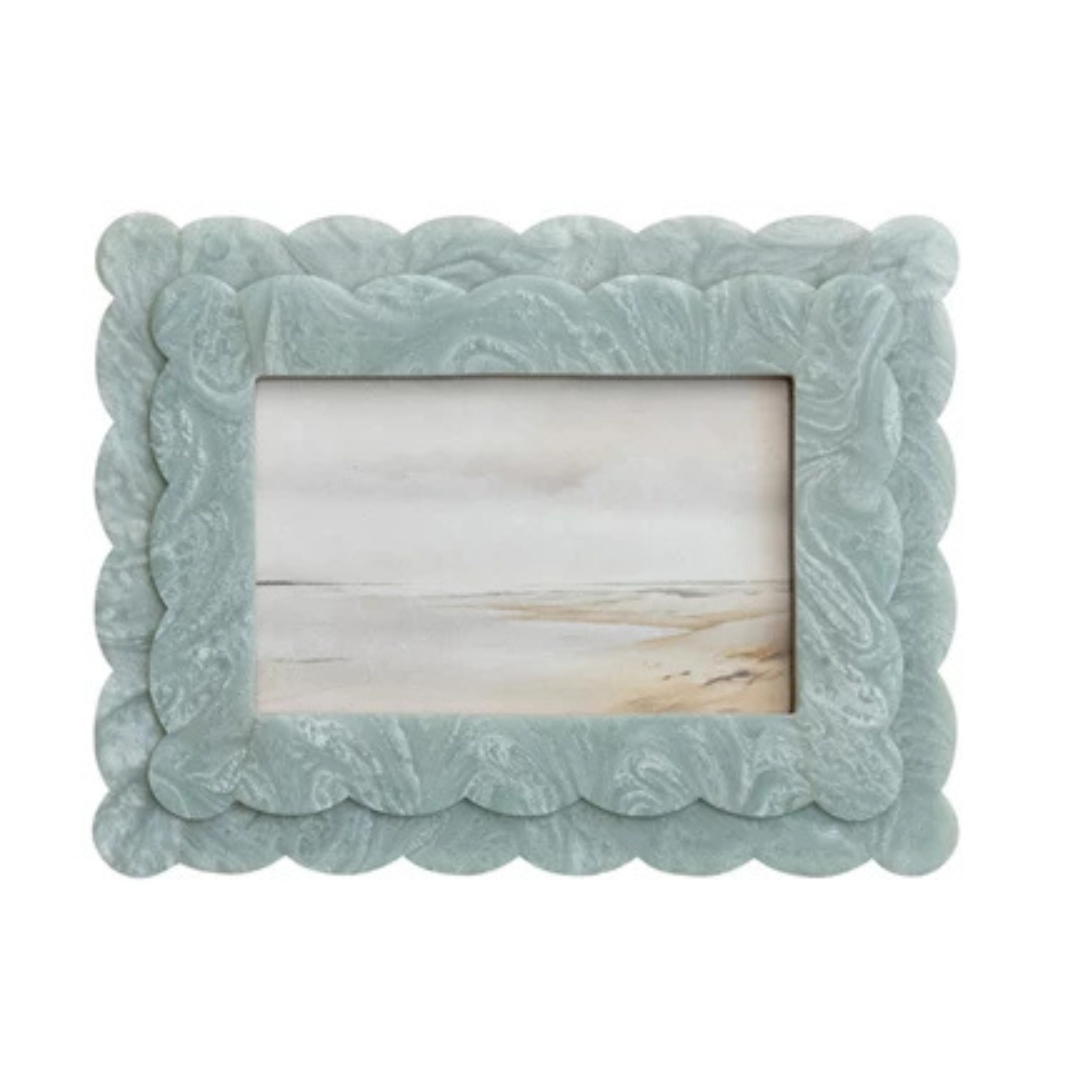 Scalloped 4x6 Photo Frame