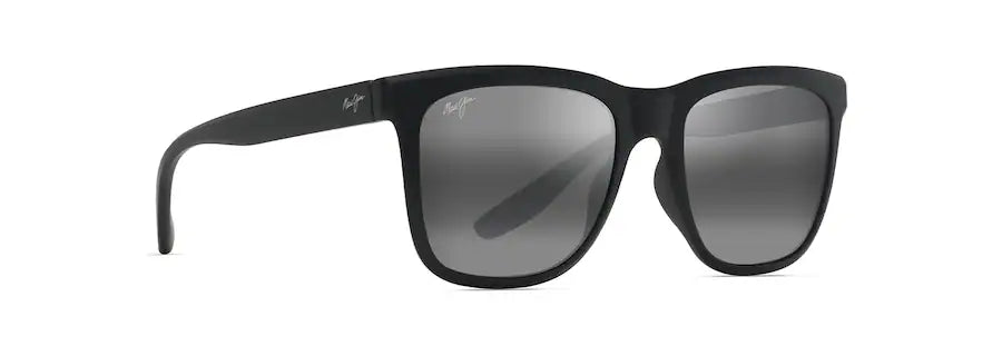 Pehu Sunglasses in Black