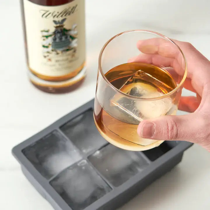 Whiskey Ice Tray with Lid