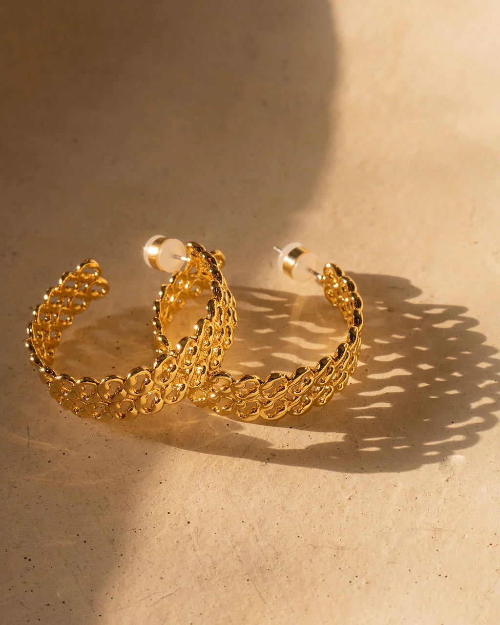 Metal Lace Hoops in Gold