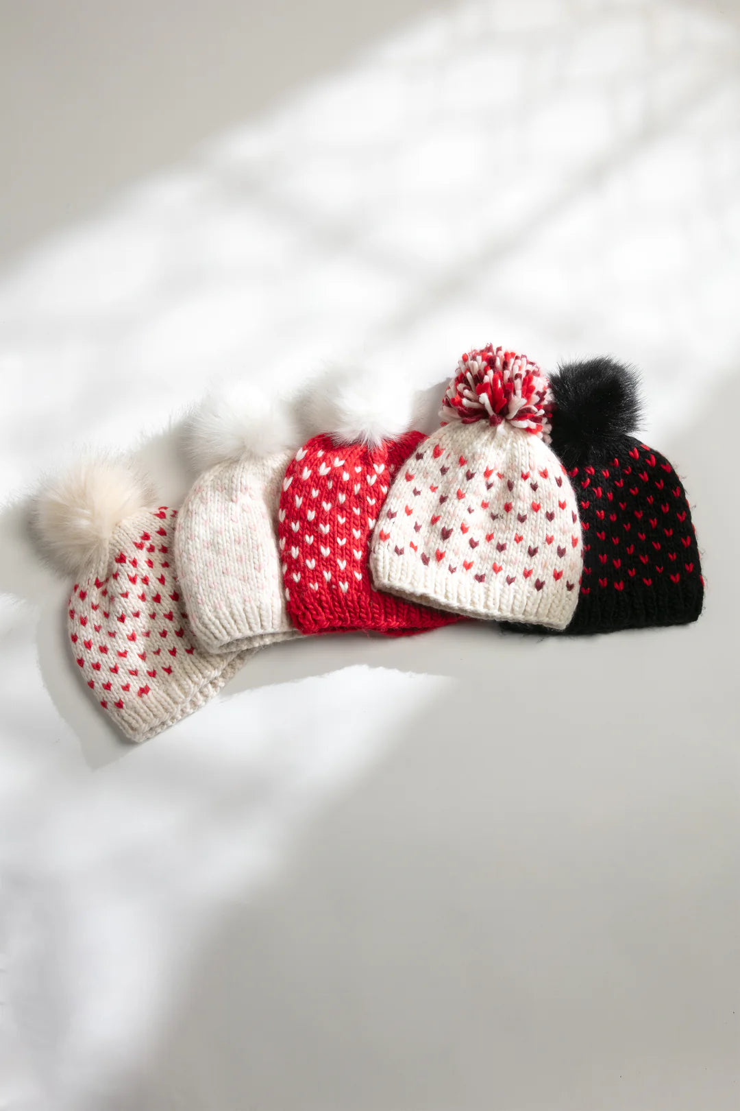 Little Hearts Pompom Hat in Blush