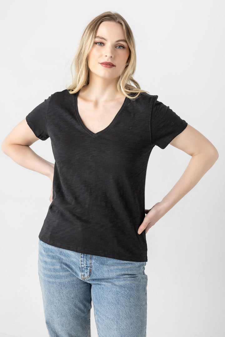 Black V-Neck Short Sleeve Seam Tee