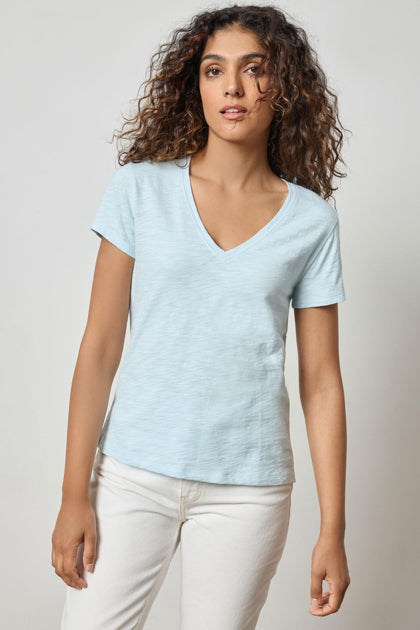 Short Sleeve Back Seam V-Neck In Spa