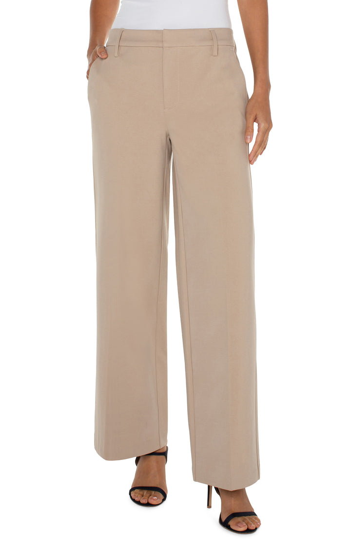 Kelsey Wide Leg Trouser in Neutral